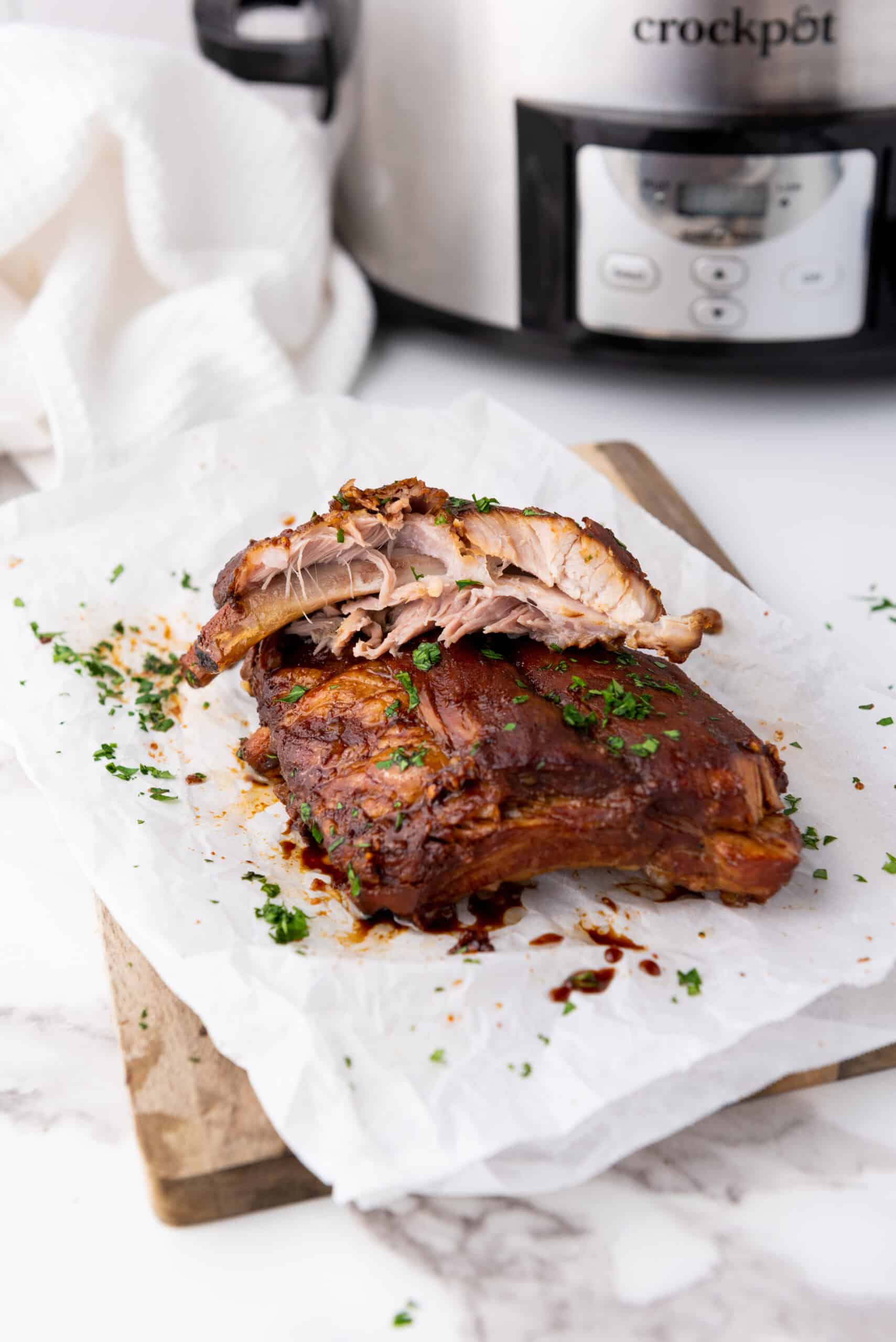 slow cooker asian spare ribs closeup