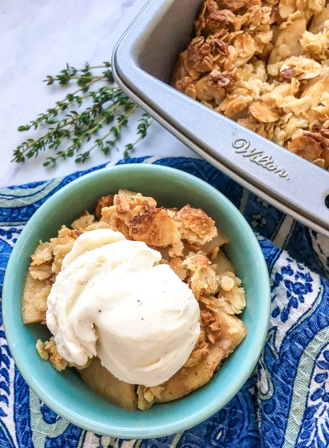 Baked Cinnamon Apple Crisp