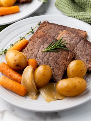 slow cooker pot roast