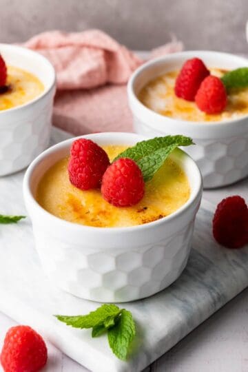 creme brulee in ramekins