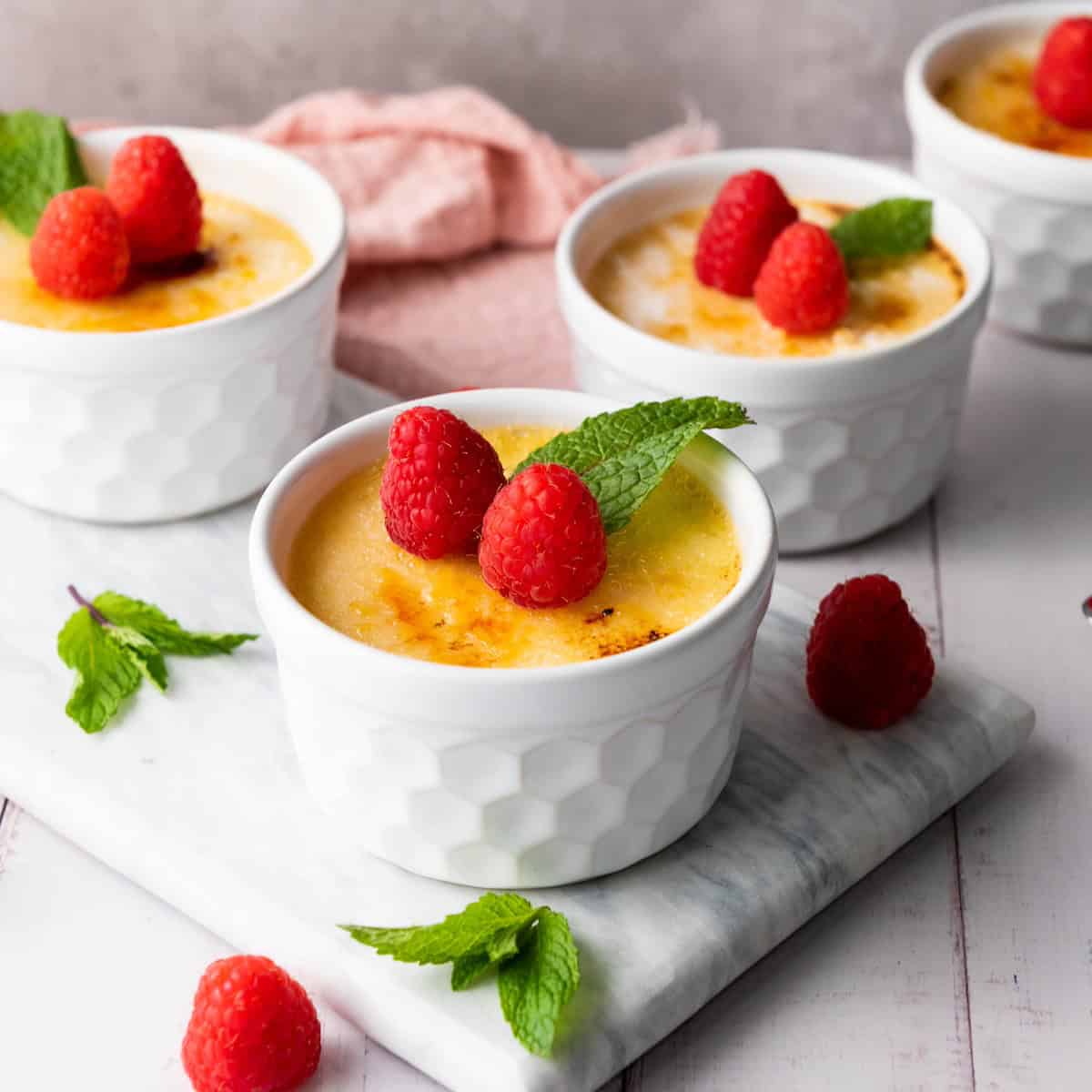 crème brulee in ramekins