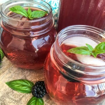 two glasses of instant pot blackberry iced tea